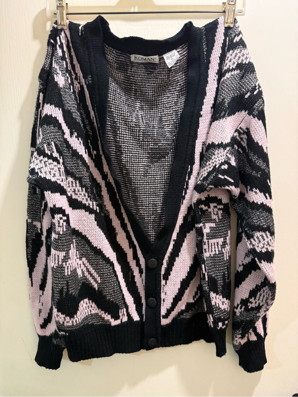 Vtg Coogi Style 80s vintage Black & Pink V-Neck Button Cardigan Sweater